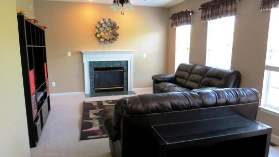 Family Room--12833 Gentle Shade